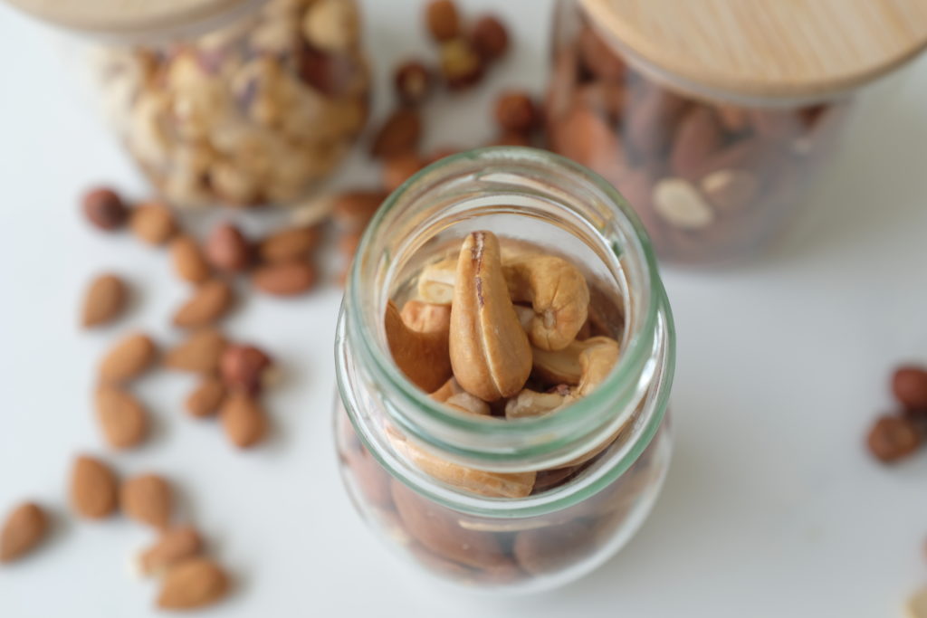Amandes, noisettes et noix de cajou torréfiées, un snack idéal