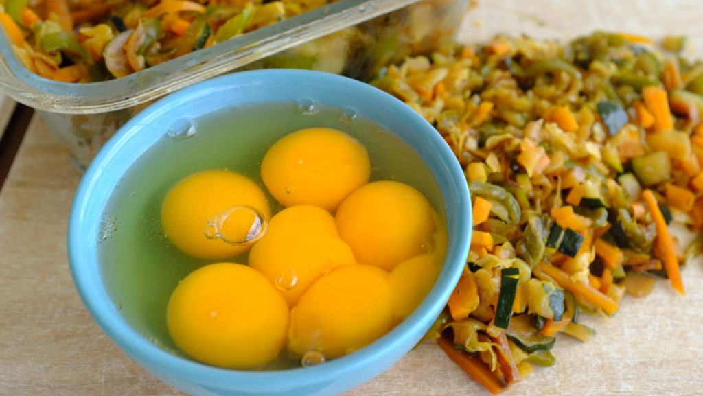 Préparation des egg muffins